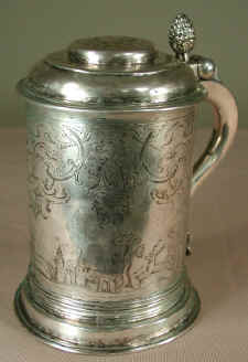 Tankard_-_handle_right.jpg (78661 bytes)
